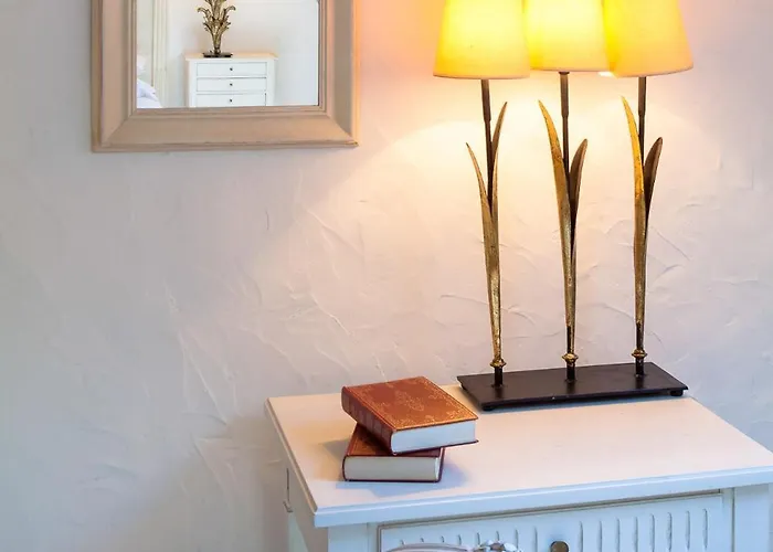 Hotel Logis La Ferme Du